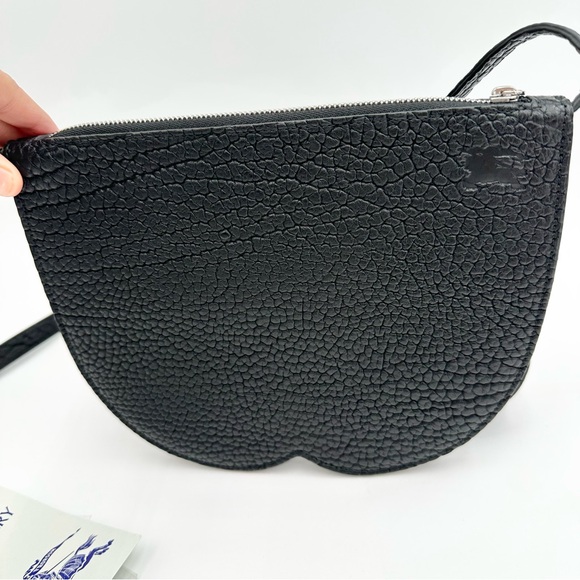 GIFTED Burberry Chess leather minibag - Picture 2 of 9